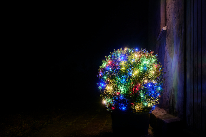 Ljusslinga Wire 150 LED Multifärg 14,9 m Stemning